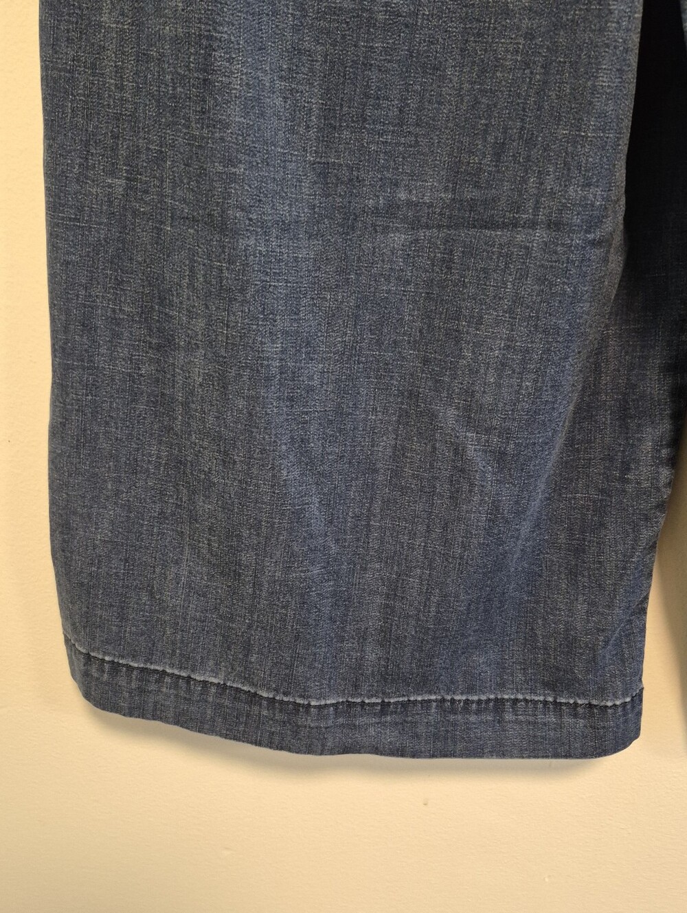 WHBM Pleated Denim Culottes Jorts Wide Leg Trousers Belted Blue Women's Sz 10 - Picture 9 of 13
